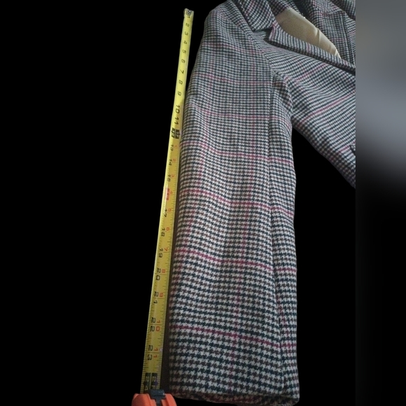 Abercrombie & Fitch winter coat. NWT. - Picture 7 of 10